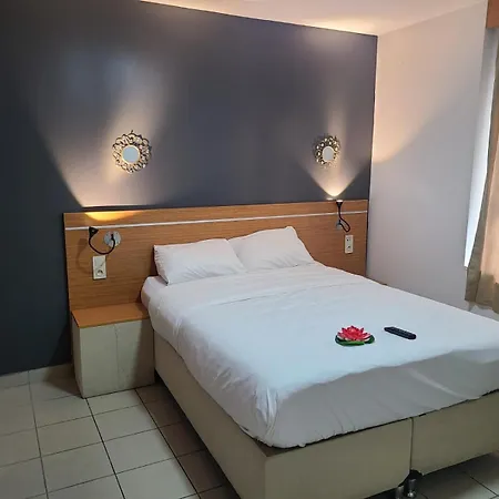 Hotel Hotel Le Prince, Poitiers Gare