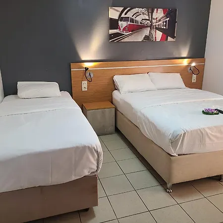 Hotel Le Prince, Poitiers Gare Hotel