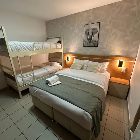 Le Prince, Gare Szálloda