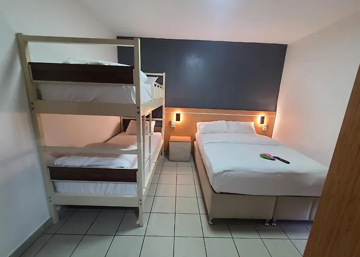 Hotel Le Prince, Poitiers Gare 호텔 푸아티에