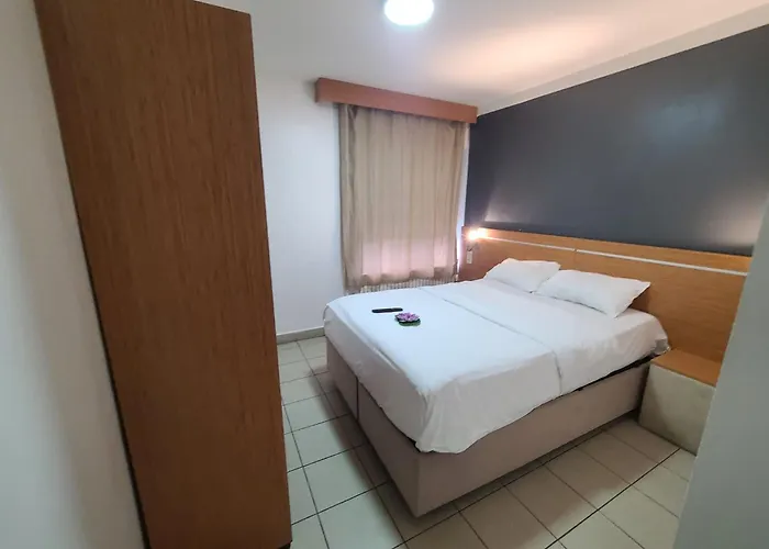 Hotel Le Prince, Poitiers Gare